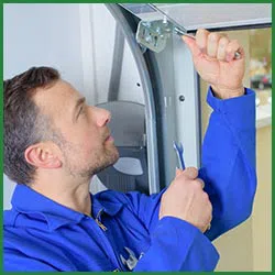 Quality Garage Door Munroe Falls, OH 440-427-4374 - side-t-21-gr-39m-garage-door-installation